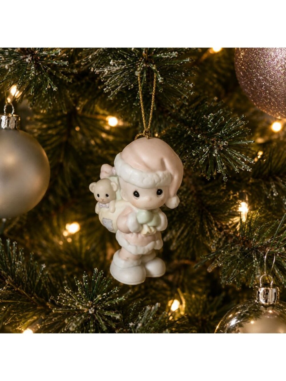 Precious Moments 1994 PMI Enesco Ornament Bringing You A Merry Christmas 528226